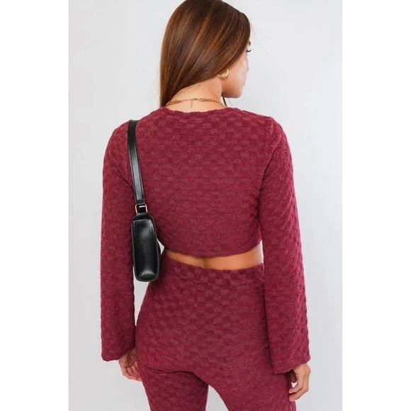NEW LE LIS checkered crop top in burgundy - Picture 2 of 2